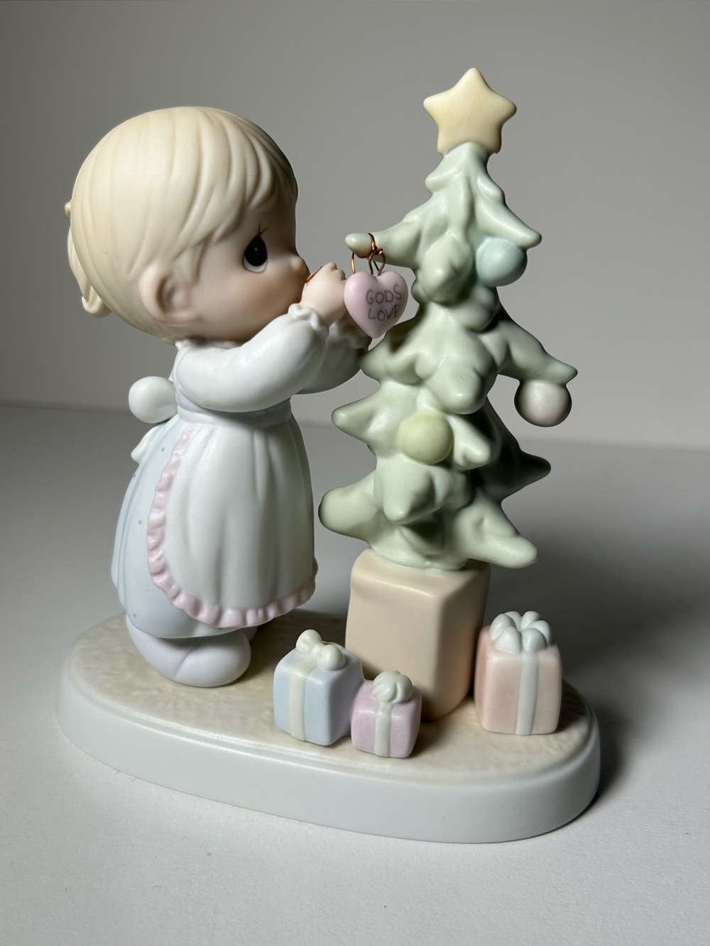 Precious Moments 524476 "God Cared Enough To Send His Best" Christmas Tree 1994
